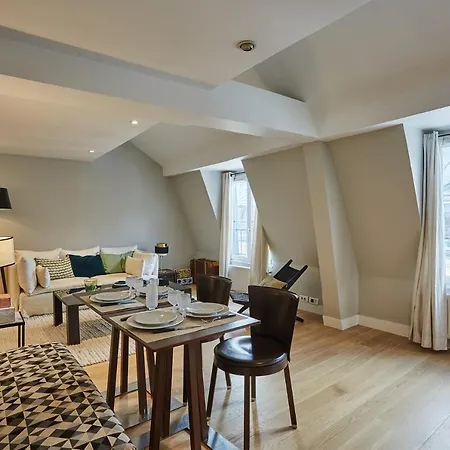 Appartement Beau Duplex Saint Germain Des Pres Paris
